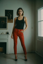 NIñO - HIGH WAIST RED JEANS FOR WOMEN