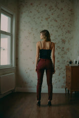 NIñO - HIGH RISE MAROON JEANS FOR WOMEN